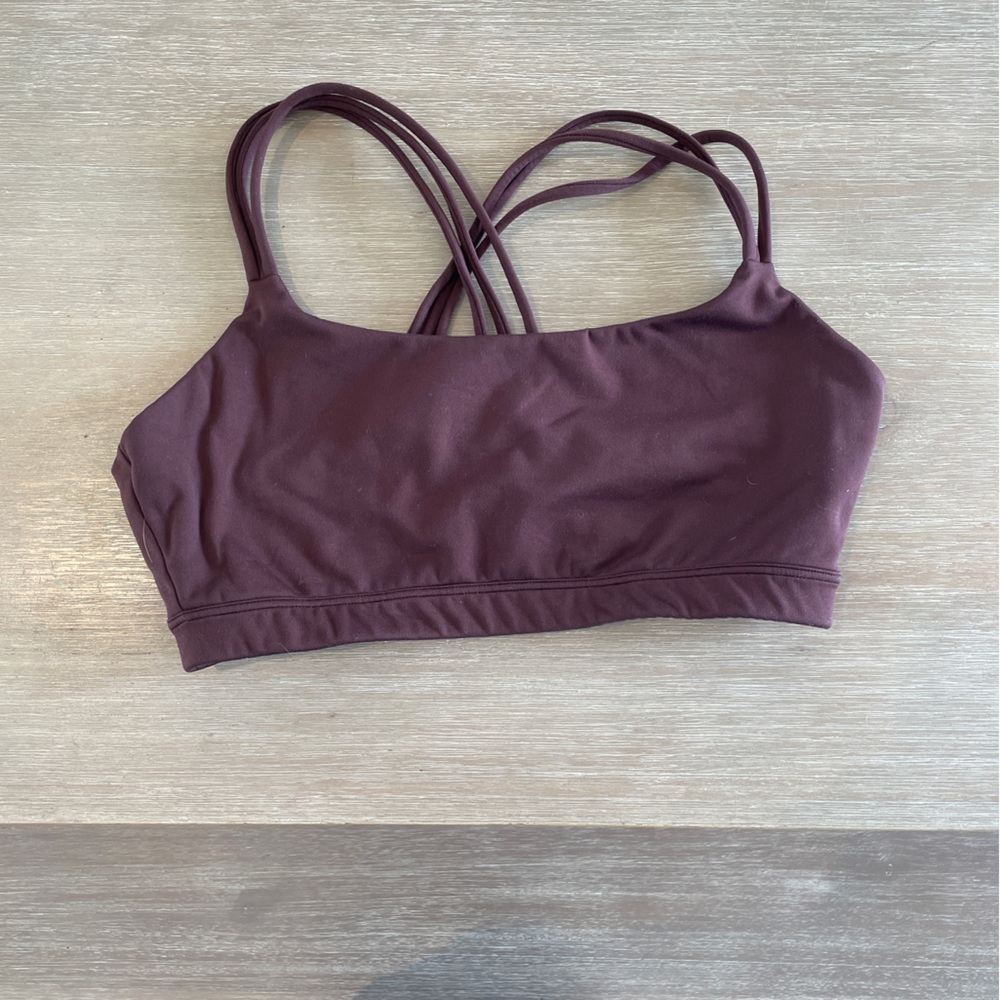 GapFit Breathe Low Support Strappy Sports Bra